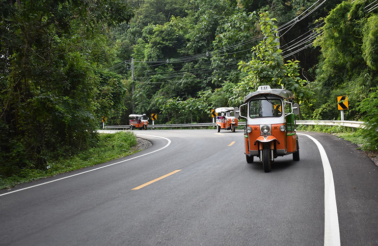 Tuk Tuk Tour in Chiang Mai, Thailand